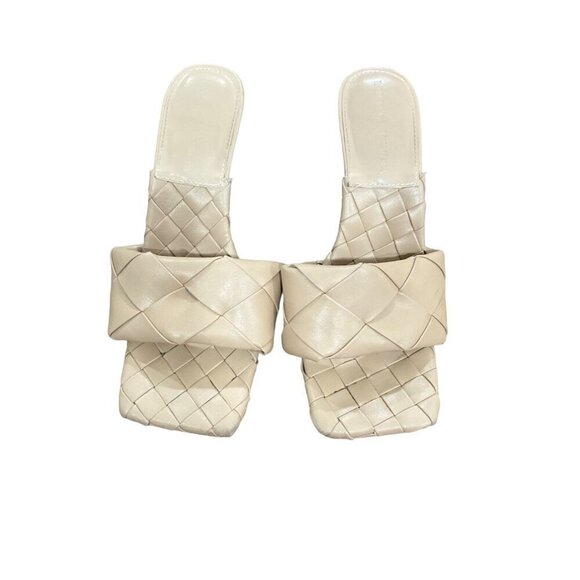 BOTTEGA VENETA The Lido Sandals in Cane Sugar 36 Womens Leather High Heels - Picture 5 of 16